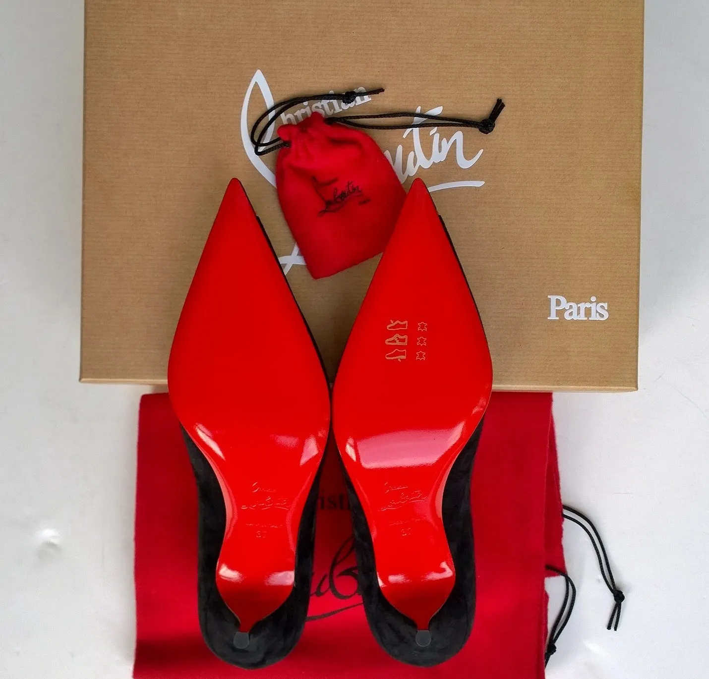 Christian Louboutin CL Logo Pumps in Black Suede with Red 85 Heels