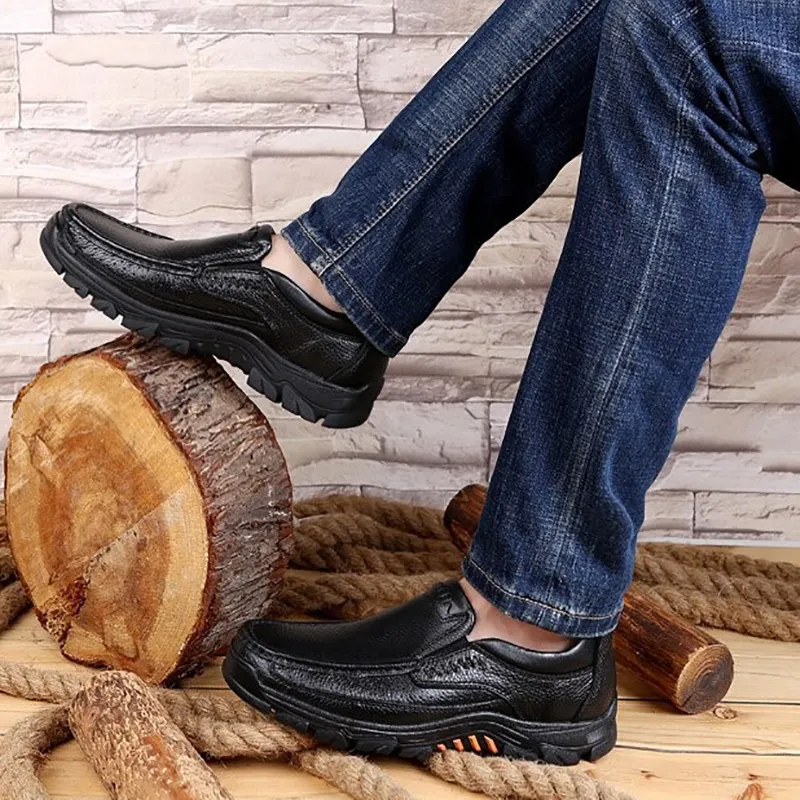 Classic Men's Genuine Leather Loafers / Casual Male Shoes / Alternative style footwear