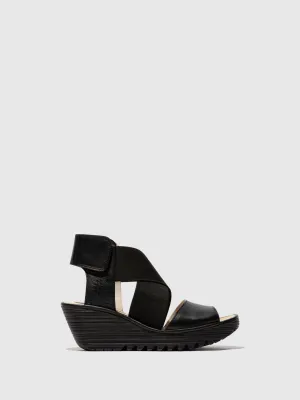 Crossover Sandals YUBA385FLY BLACK