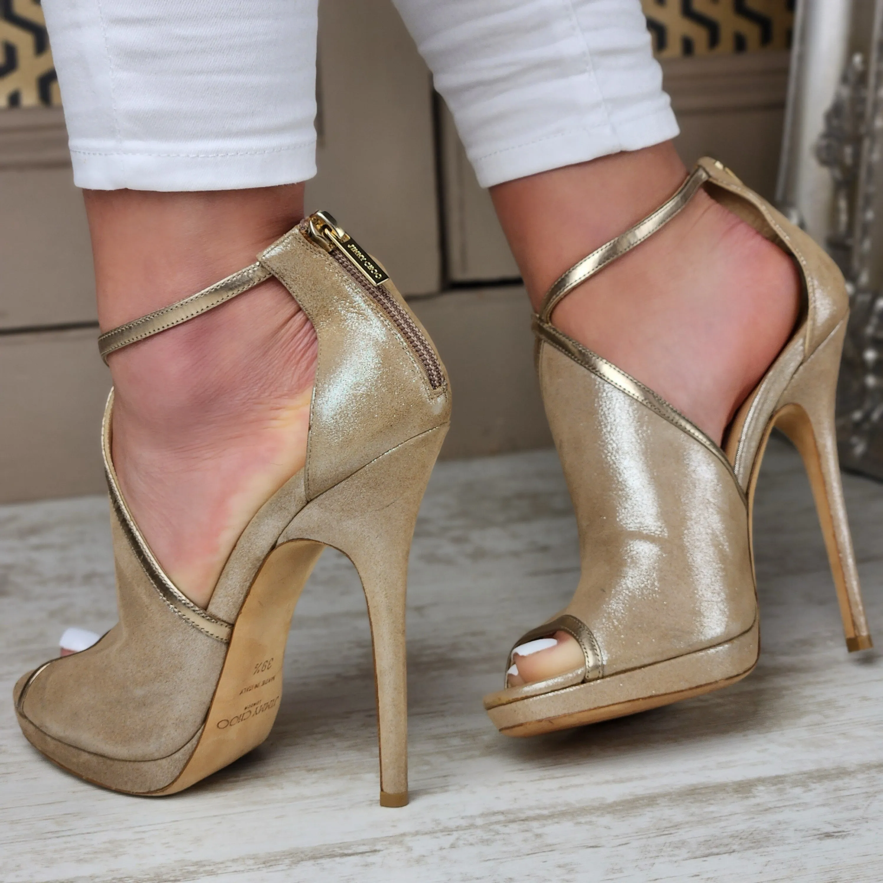 JIMMY CHOO PEEP TOE HEELS EU 39.5/ UK 6.5