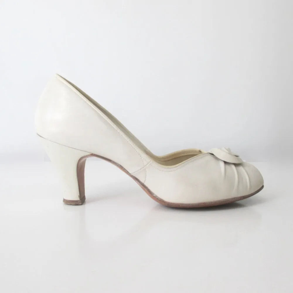 Vintage 40s 50s White Knotted Vamp Peep Toe Heels Shoes 7 / 7.5