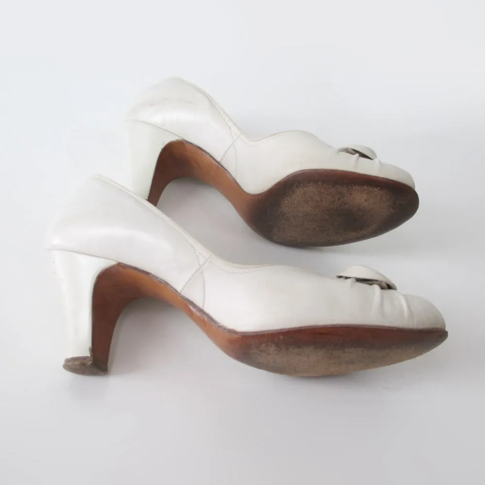 Vintage 40s 50s White Knotted Vamp Peep Toe Heels Shoes 7 / 7.5