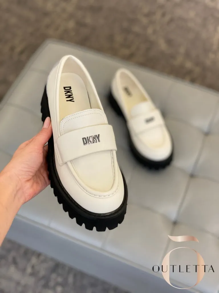 Women's Gibbous Slip-On Lug Loafer Flats - Egg Nog